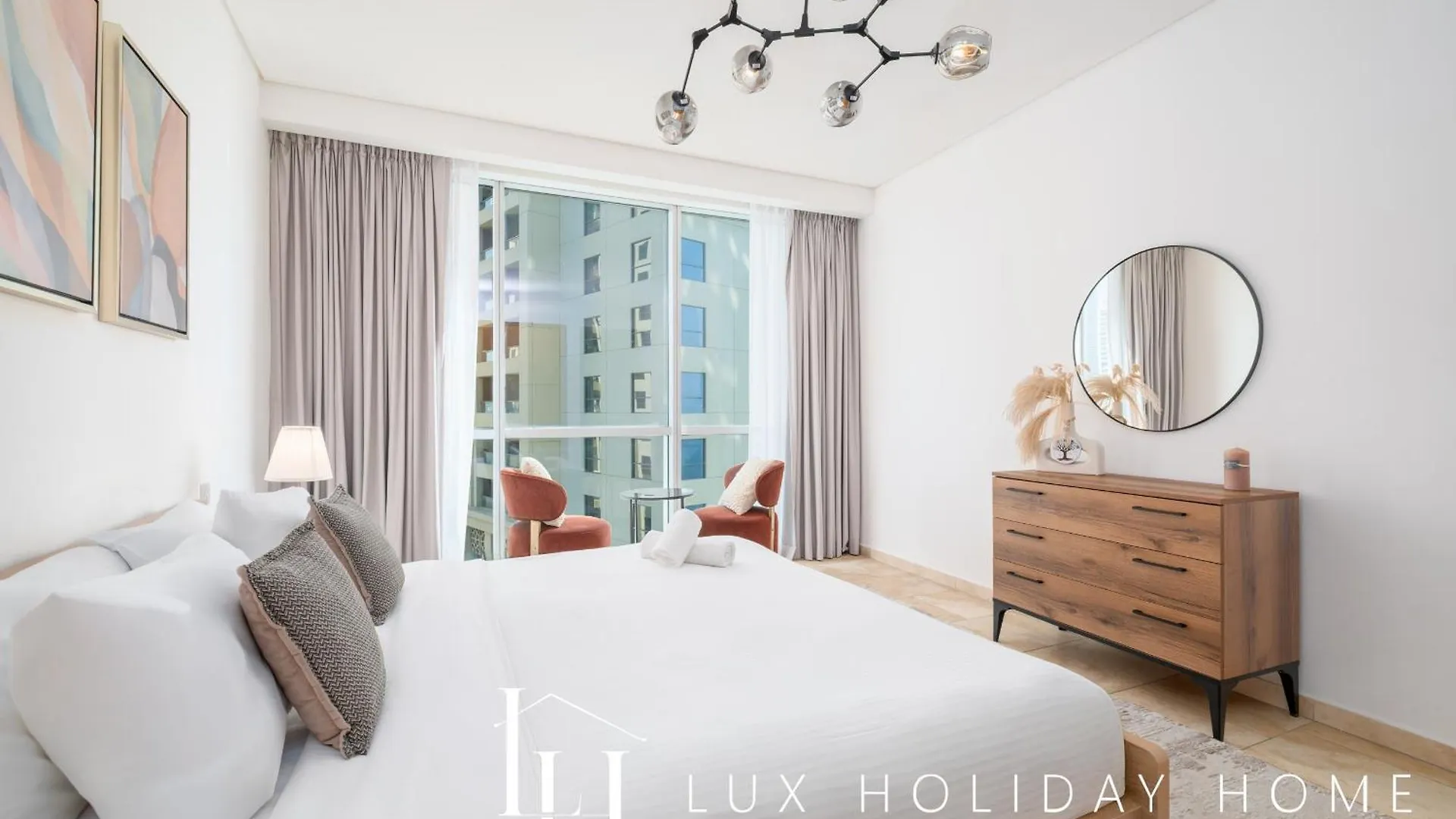 Lux The Luxury Sunny Jbr Beach Views 2 두바이 0*,  아랍에미리트
