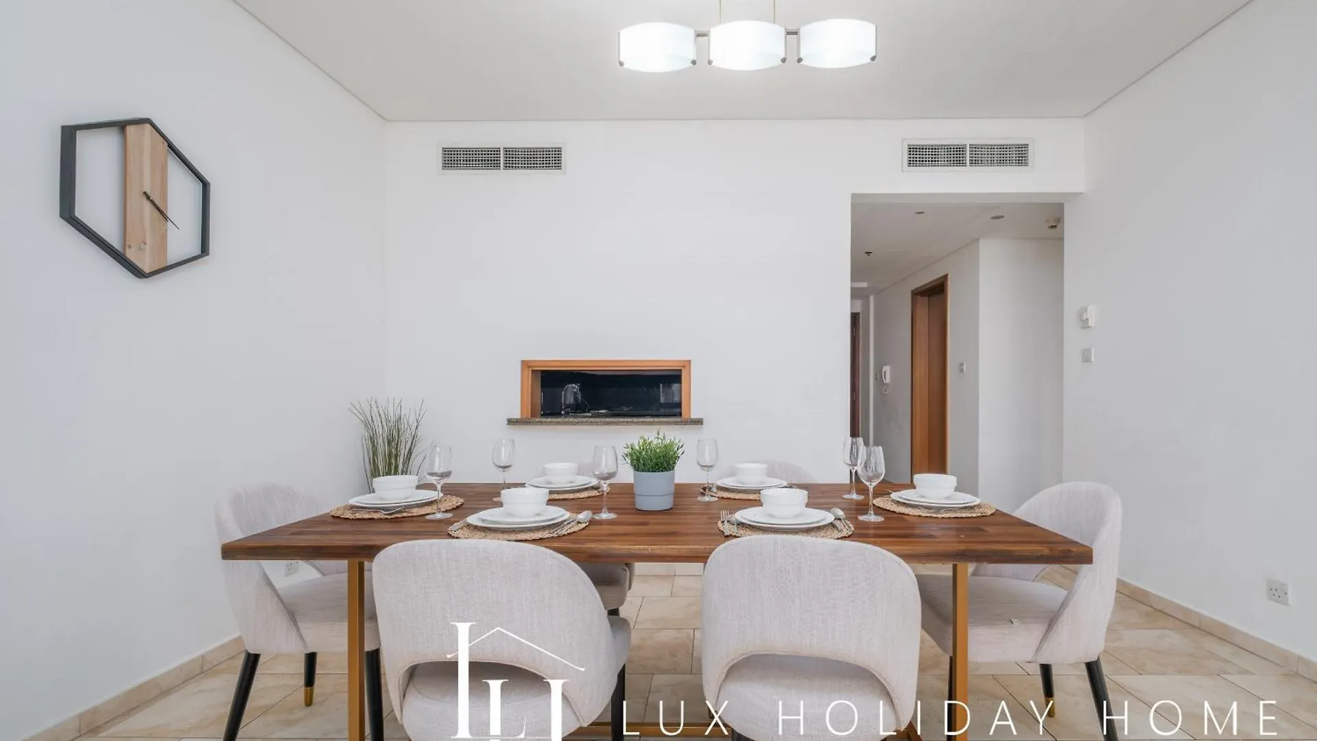 Lux The Luxury Sunny Jbr Beach Views 2 Dubai United Arab Emirates